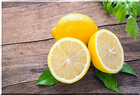 Lemon to reduce stretch marks