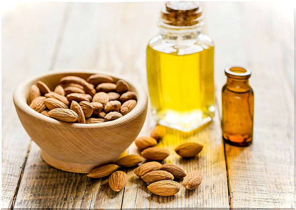 Almonds oil