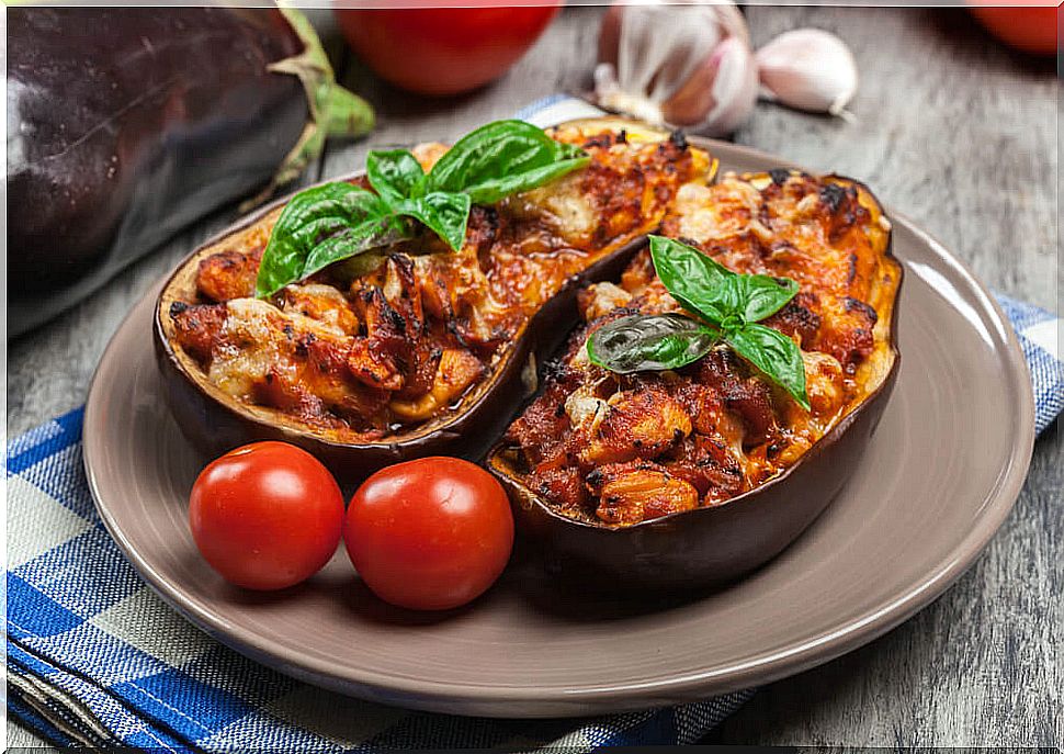 Stuffed baked aubergines.