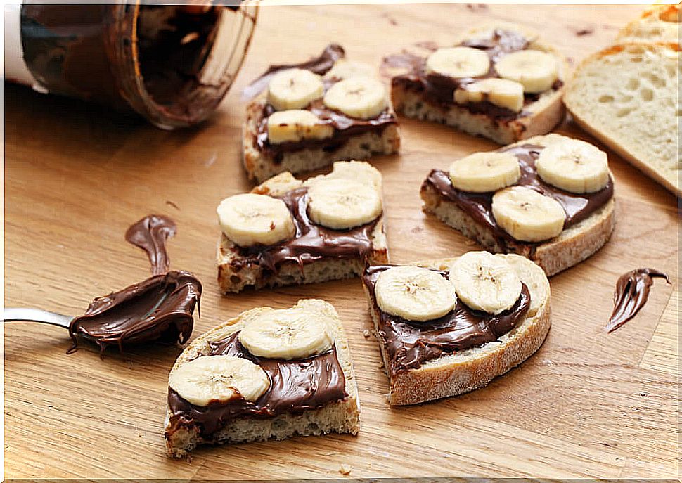 nutella banana rolls