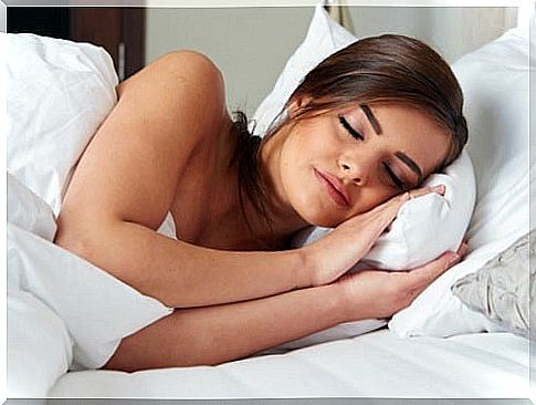 woman who sleeps to reduce stress and hyperthyroidism